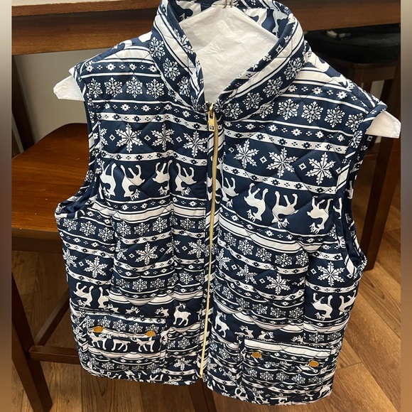 St Johns Bay snowflake outdoor puffer vest - Picture 1 of 5